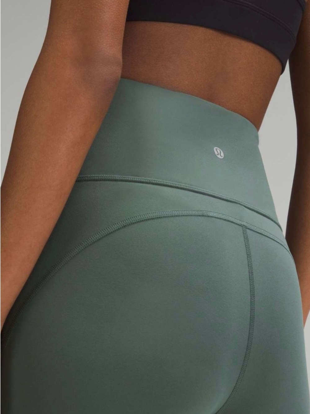 Lululemon Groove SHR Flare Pant Size 4 Dark Forest - Picture 3 of 9